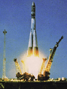Старт ракеты "Восток-1"